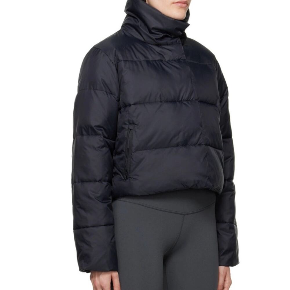 Alo Yoga Gold Rush Puffer Jacket Black Size XS Pre-Owned $198 Retail
